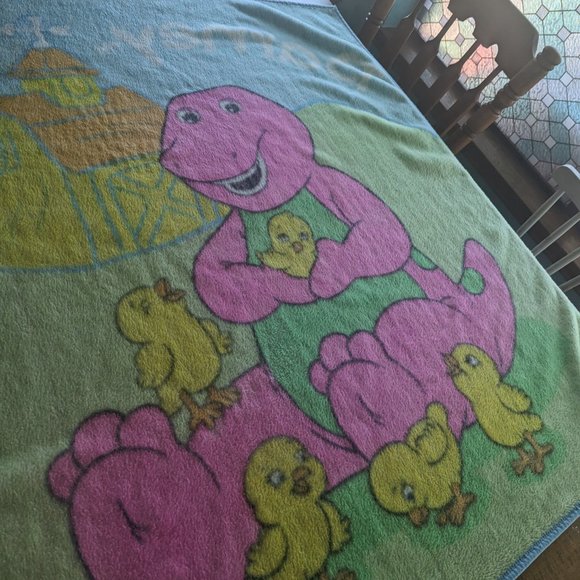 San Marcos Barney Blanket - Picture 12 of 14